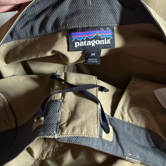 Patagonia Quandary Outdoor Hiking Pants - Men's Size 38 - Tan - Picture 7 of 10